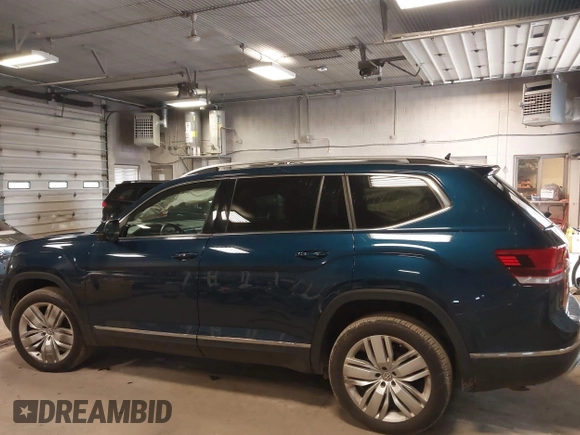 2018 Volkswagen Atlas SEL Premium with VIN 1V2NR2CA5JC597639, listed as a IAAI auction lot 41867470 with 99,642 mi miles and . Bid and sale history available at DreamBid. Image 14.