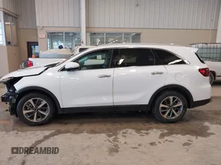 2019 Kia Sorento EX V6 with VIN 5XYPH4A54KG454466, listed as a IAAI auction lot 41565519 with 42,500 mi miles. Bid and sale history available at carsss.com. Image 14.