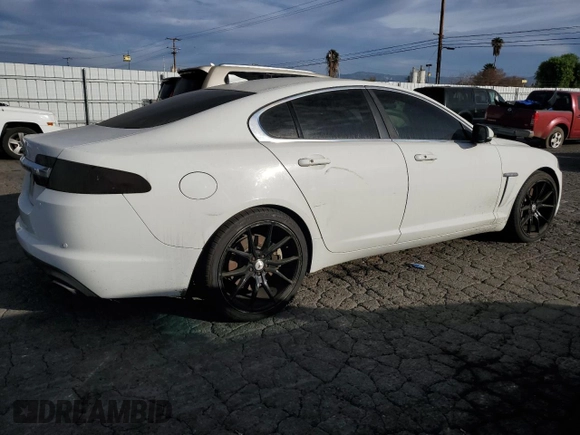 2015 Jaguar XF T Premium with VIN SAJWA0FS2FPU75151, listed as a Copart auction lot 87489784 with Not Provided miles and Clean Title. Bid and sale history available at carsss.com. Image 3.