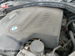 2013 BMW 3 Series 335i с VIN WBA3A9G56DNP37483, выставлен на аукционе IAAI как лот 43371321 с пробегом 114 383 миль миль и . История ставок и продаж доступна на DreamBid. Изображение 20.