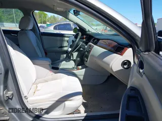 2007 Chevrolet Impala LS with VIN 2G1WB58K279293156, listed as a IAAI auction lot 42056163 with 271,753 mi miles and . Bid and sale history available at DreamBid. Image 5.