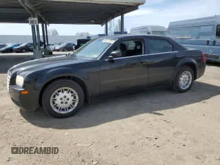 2006 Chrysler 300 with VIN 2C3KA43R26H127154, listed as a Copart auction lot 50207525 with 199,828 mi miles and Clean Title. Bid and sale history available at carsss.com. Image 1.