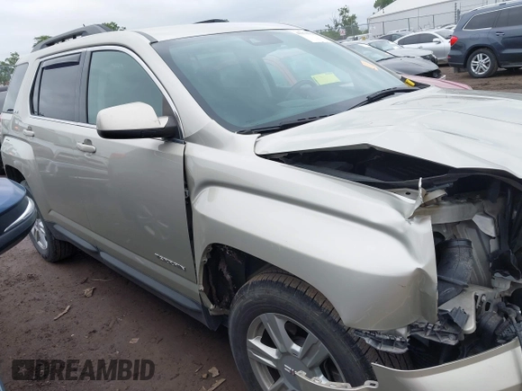 2014 GMC Terrain SLE z VIN 2GKALREK1E6258671, wystawiony jako IAAI lot #42370938 z przebiegiem 81 727 mil mil oraz . Historia ofert i sprzedaży dostępna na DreamBid. Obrazek 14.