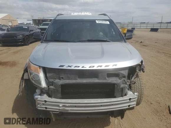 2011 Ford Explorer z VIN 1FMHK8B83BGA28556, wystawiony jako Copart lot #54330445 z przebiegiem 162 053 mil mil oraz Szkoda całkowita • Salvage title. Historia ofert i sprzedaży dostępna na DreamBid. Obrazek 5.