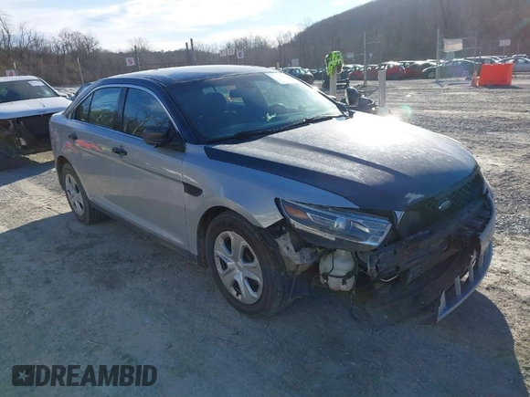 2015 Ford Police Interceptor z VIN 1FAHP2MK8FG162227, wystawiony jako IAAI lot #41457221 z przebiegiem 154 765 mil mil oraz . Historia ofert i sprzedaży dostępna na DreamBid. Obrazek 1.