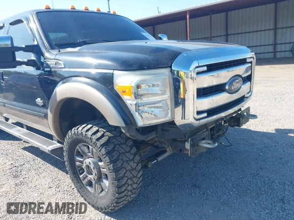 2014 Ford F-250 XL z VIN 1FT7W2BT2EEA24942, wystawiony jako IAAI lot #41955298 z przebiegiem 311 489 mil mil oraz . Historia ofert i sprzedaży dostępna na DreamBid. Obrazek 17.