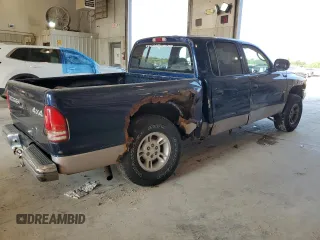 2000 Dodge Dakota Sport with VIN 1B7GG2AN8YS722350, listed as a Copart auction lot 69377984 with 199,883 mi miles and Salvage Title. Bid and sale history available at carsss.com. Image 3.