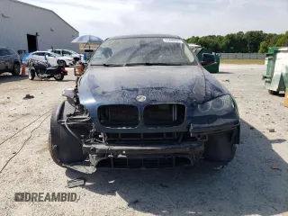 2013 BMW X6 xDrive35i z VIN 5UXFG2C55DL783005, wystawiony jako Copart lot #53490695 z przebiegiem 159 848 mil mil oraz Szkoda całkowita • Salvage title. Historia ofert i sprzedaży dostępna na DreamBid. Obrazek 5.