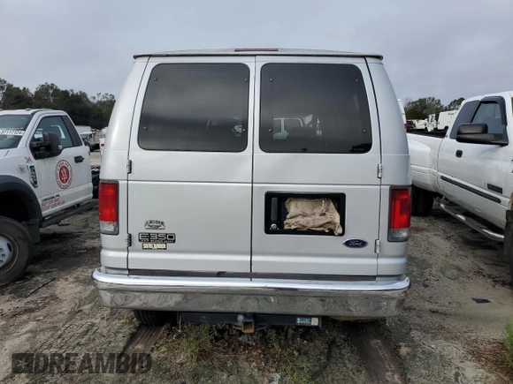 2005 Ford Econoline Passenger XL with VIN 1FBNE31L65HB41749, listed as a Copart auction lot 72810634 with Not Provided miles and Non Repairable. Bid and sale history available at carsss.com. Image 6.