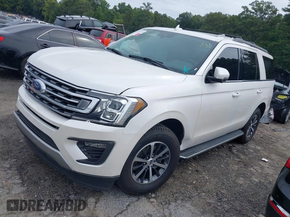 2018 Ford Expedition XLT with VIN 1FMJU1HT9JEA48285, listed as a IAAI auction lot 40282104 with 79,476 mi miles. Bid and sale history available at carsss.com. Image 2.