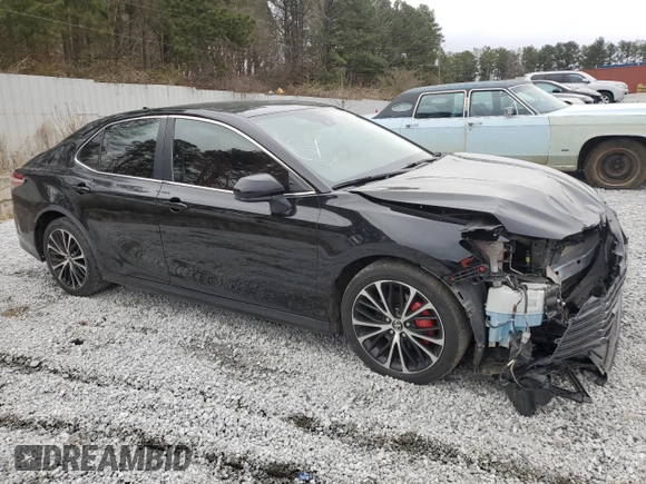 2020 Toyota Camry LE with VIN 4T1C11AKXLU963173, listed as a Copart auction lot 43066665 with 162,523 mi miles and Salvage Title. Bid and sale history available at carsss.com. Image 4.