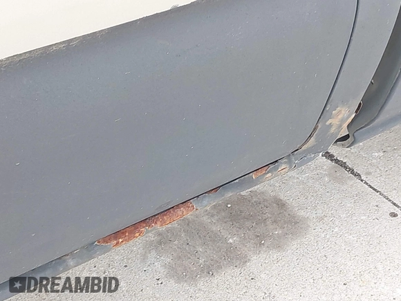 2003 Chevrolet Silverado 1500HD LS with VIN 1GCGK13UX3F107684, listed as a IAAI auction lot 42202674 with Not Provided miles and . Bid and sale history available at DreamBid. Image 15.