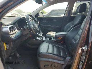 2017 Kia Sorento EX z VIN 5XYPH4A17HG278955, wystawiony jako Copart lot #58809575 z przebiegiem 44 997 mil mil oraz Szkoda całkowita • Salvage title. Historia ofert i sprzedaży dostępna na DreamBid. Obrazek 7.
