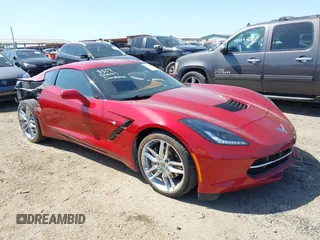 2015 Chevrolet Corvette 3LT z VIN 1G1YF2D71F5123136, wystawiony jako IAAI lot #41984059 z przebiegiem 39 684 mil mil oraz . Historia ofert i sprzedaży dostępna na DreamBid. Obrazek 1.