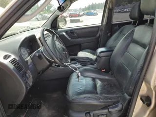 2007 Ford Escape Limited with VIN 1FMCU04137KB33107, listed as a Copart auction lot 55357475 with 200,698 mi miles and Clean title. Bid and sale history available at DreamBid. Image 7.