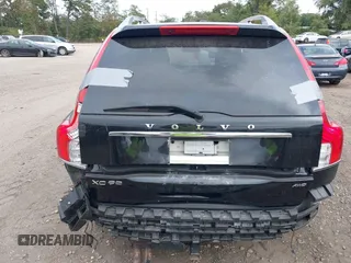 2013 Volvo XC90 Premier Plus with VIN YV4952CZ6D1657803, listed as a IAAI auction lot 40479985 with 211,326 mi miles. Bid and sale history available at carsss.com. Image 16.