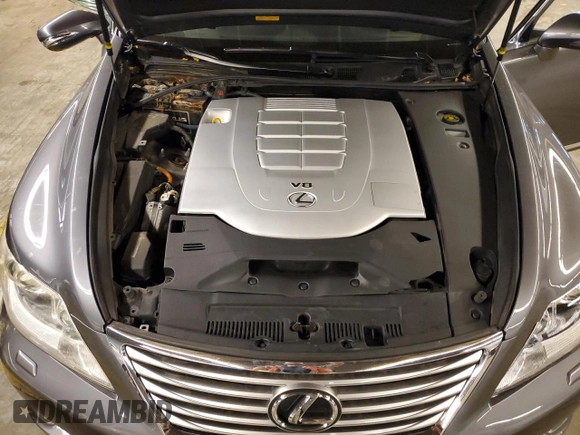 2012 Lexus LS 460 z VIN JTHCL5EF5C5012603, wystawiony jako Copart lot #79116934 z przebiegiem 112 763 mil mil oraz Szkoda całkowita • Salvage title. Historia ofert i sprzedaży dostępna na DreamBid. Obrazek 12.
