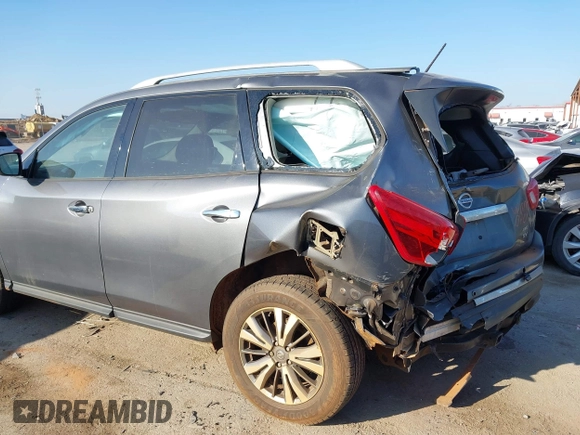 2018 Nissan Pathfinder S z VIN 5N1DR2MM5JC673071, wystawiony jako IAAI lot #41653944 z przebiegiem 120 261 mil mil oraz . Historia ofert i sprzedaży dostępna na DreamBid. Obrazek 6.