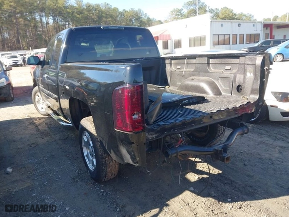2011 Chevrolet Silverado 1500 LT with VIN 1GCRCSE03BZ335576, listed as a IAAI auction lot 41763158 with 35,574 mi miles. Bid and sale history available at carsss.com. Image 3.