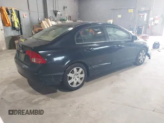2006 Honda Civic LX z VIN 1HGFA165X6L103659, wystawiony jako IAAI lot #42579482 z przebiegiem 201 436 mil mil oraz . Historia ofert i sprzedaży dostępna na DreamBid. Obrazek 4.