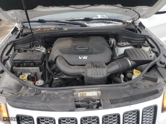 2015 Jeep Grand Cherokee Altitude with VIN 1C4RJFAG8FC157284, listed as a Copart auction lot 86212994 with 119,207 mi miles and Salvage Title. Bid and sale history available at carsss.com. Image 14.