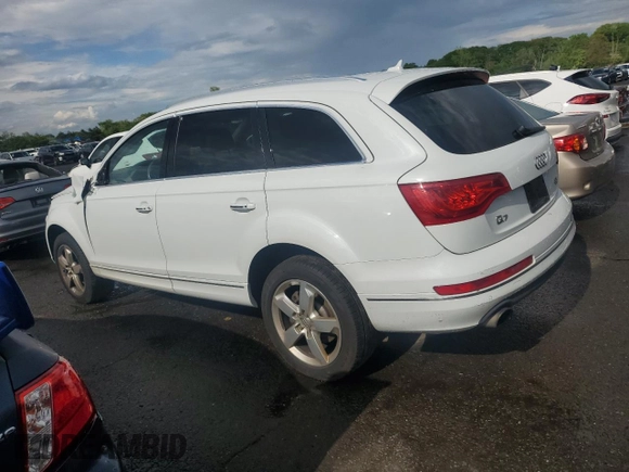 2015 Audi Q7 Premium Plus z VIN WA1LGAFE8FD026827, wystawiony jako Copart lot #55483895 z przebiegiem 102 239 mil mil oraz Szkoda całkowita • Salvage title. Historia ofert i sprzedaży dostępna na DreamBid. Obrazek 2.