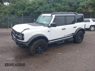 2023 Ford Bronco с VIN 1FMEE5DP6PLB75580, выставлен на аукционе IAAI как лот 42616341 с пробегом 23 098 миль миль и . История ставок и продаж доступна на DreamBid. Изображение 2.