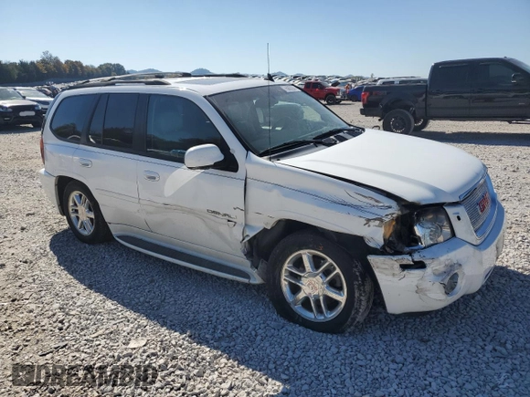 2008 GMC Envoy Denali with VIN 1GKES63M282258395, listed as a Copart auction lot 76067304 with 120,021 mi miles and Clean Title. Bid and sale history available at carsss.com. Image 4.