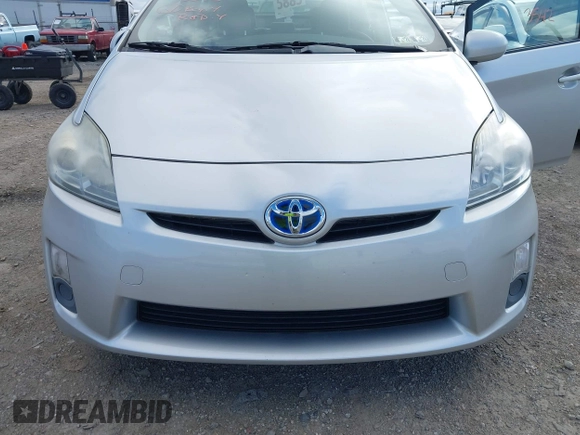 2011 Toyota Prius I z VIN JTDKN3DU5B1368583, wystawiony jako IAAI lot #42303542 z przebiegiem 220 931 mil mil oraz . Historia ofert i sprzedaży dostępna na DreamBid. Obrazek 6.