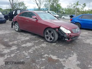 2006 Mercedes-Benz CLS-Class with VIN WDDDJ75X36A007143, listed as a IAAI auction lot 41989770 with 114,416 mi miles. Bid and sale history available at carsss.com. Image 1.