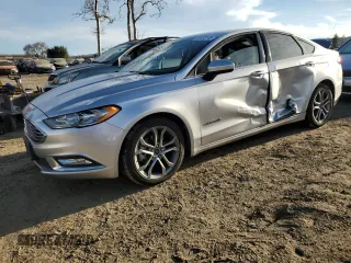 2017 Ford Fusion Hybrid SE with VIN 3FA6P0LU4HR315308, listed as a Copart auction lot 46350145 with 170,838 mi miles and Salvage title. Bid and sale history available at DreamBid. Image 1.