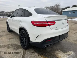 2018 Mercedes-Benz GLE 63 S AMG z VIN 4JGED7FB0JA100375, wystawiony jako Copart lot #88870795 z przebiegiem 87 859 mil mil oraz Czysty tytuł • Clean title. Historia ofert i sprzedaży dostępna na DreamBid. Obrazek 3.
