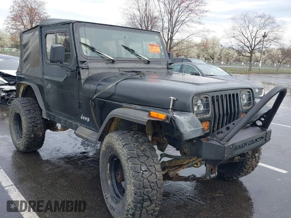 1995 Jeep Wrangler S with VIN 1J4FY19P0SP258399, listed as a IAAI auction lot 41970320 with 151,621 mi miles. Bid and sale history available at carsss.com. Image 1.