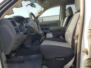 2006 Dodge 2500 SLT z VIN 1D7KS28C76J149088, wystawiony jako Copart lot #58035905 z przebiegiem 157 819 mil mil oraz Szkoda całkowita • Salvage title. Historia ofert i sprzedaży dostępna na DreamBid. Obrazek 7.