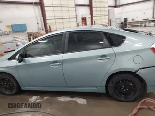 2013 Toyota Prius One z VIN JTDKN3DU5D5621042, wystawiony jako IAAI lot #42277891 z przebiegiem 233 484 mil mil oraz . Historia ofert i sprzedaży dostępna na DreamBid. Obrazek 14.
