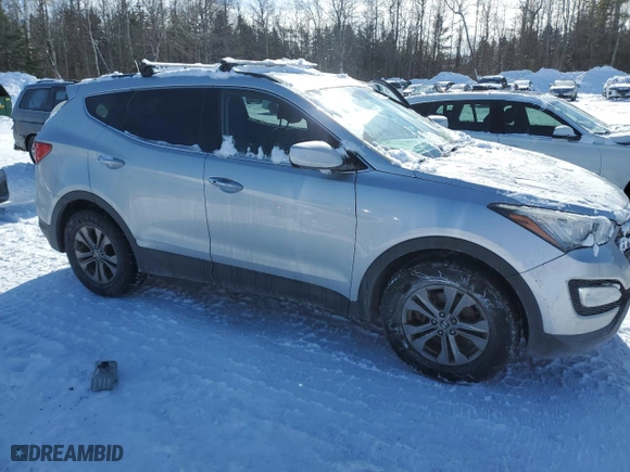 2014 Hyundai Santa Fe Sport Premium with VIN 5XYZUDLA2EG180557, listed as a Copart auction lot 44053445 with 316,891 mi miles and Clean Title. Bid and sale history available at carsss.com. Image 4.