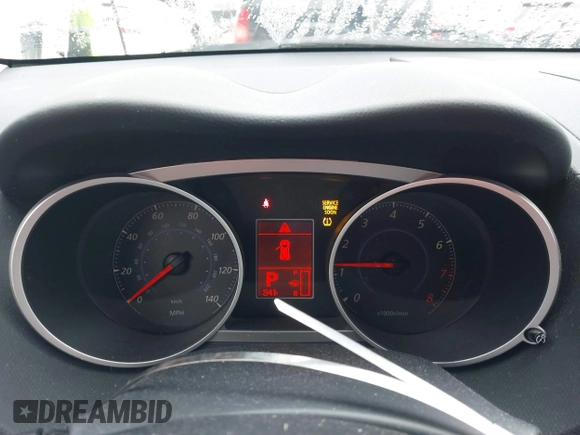2009 Mitsubishi Outlander SE z VIN JA4MT31W89Z003101, wystawiony jako IAAI lot #41487678 z przebiegiem 90 226 mil mil oraz . Historia ofert i sprzedaży dostępna na DreamBid. Obrazek 7.