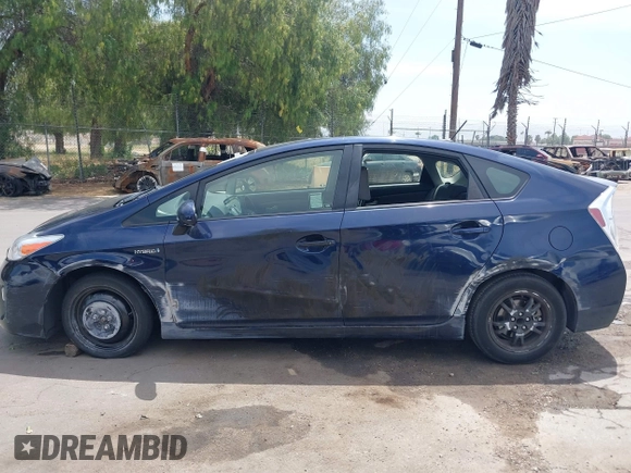 2015 Toyota Prius Four with VIN JTDKN3DU0F0460986, listed as a IAAI auction lot 42153819 with 148,479 mi miles. Bid and sale history available at carsss.com. Image 14.