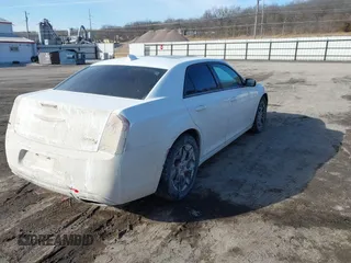 2017 Chrysler 300 S with VIN 2C3CCAGG7HH591520, listed as a IAAI auction lot 41525972 with 127,083 mi miles and . Bid and sale history available at carsss.com. Image 4.