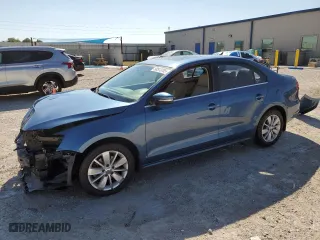 2016 Volkswagen Jetta Sedan 1.4T SE with VIN 3VWD67AJXGM373406, listed as a Copart auction lot 50513785 with 111,640 mi miles and Salvage Title. Bid and sale history available at carsss.com. Image 1.