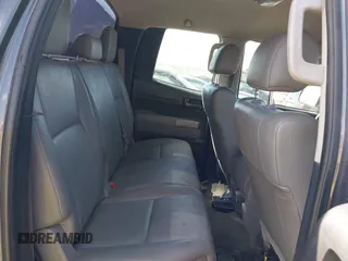 2013 Toyota Tundra с VIN 5TFRM5F12DX057483, выставлен на аукционе IAAI как лот 42214577 с пробегом 251 557 миль миль и . История ставок и продаж доступна на DreamBid. Изображение 8.