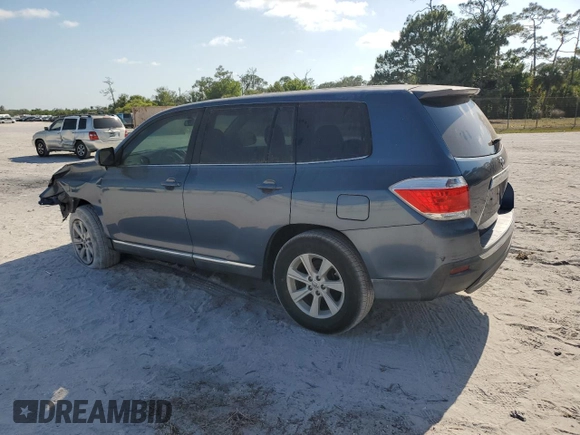 2013 Toyota Highlander with VIN 5TDZA3EH5DS039934, listed as a Copart auction lot 54132775 with 62,541 mi miles and Non Repairable. Bid and sale history available at DreamBid. Image 2.