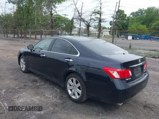 2008 Lexus ES 330 z VIN JTHBJ46G882249940, wystawiony jako IAAI lot #42368519 z przebiegiem 145 639 mil mil oraz . Historia ofert i sprzedaży dostępna na DreamBid. Obrazek 3.