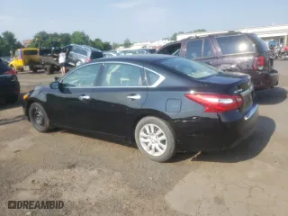 2017 Nissan Altima 2.5 SR with VIN 1N4AL3AP5HC151103, listed as a Copart auction lot 61390774 with 76,748 mi miles and Salvage Title. Bid and sale history available at carsss.com. Image 2.