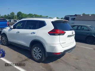 2017 Nissan Rogue SV с VIN KNMAT2MT2HP559659, выставлен на аукционе IAAI как лот 42623822 с пробегом 107 304 миль миль и . История ставок и продаж доступна на DreamBid. Изображение 3.