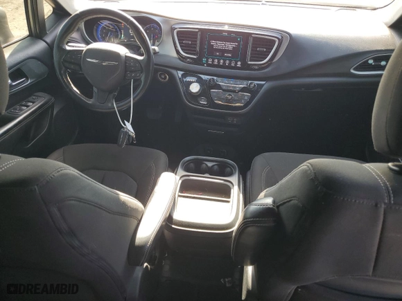 2020 Chrysler Pacifica Touring with VIN 2C4RC1FG7LR146477, listed as a Copart auction lot 48309615 with 112,563 mi miles and Salvage Title. Bid and sale history available at carsss.com. Image 8.