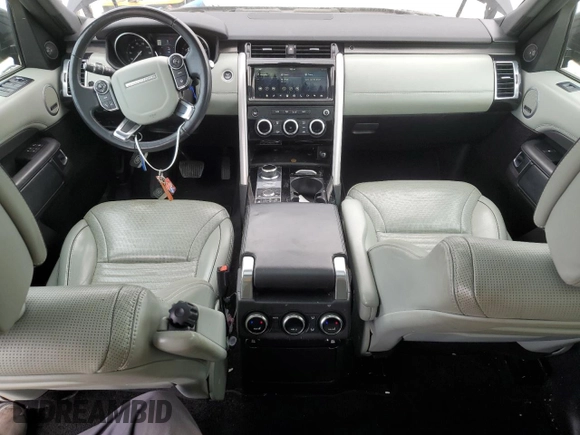 2017 Land Rover Discovery HSE Luxury with VIN SALRHBBV8HA030804, listed as a Copart auction lot 77571844 with 69,394 mi miles and Salvage Title. Bid and sale history available at DreamBid. Image 8.