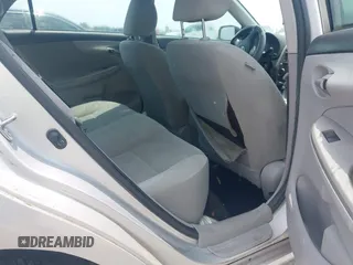 2013 Toyota Corolla L с VIN 5YFBU4EE8DP164181, выставлен на аукционе IAAI как лот 42382562 с пробегом 220 739 миль миль и . История ставок и продаж доступна на DreamBid. Изображение 8.