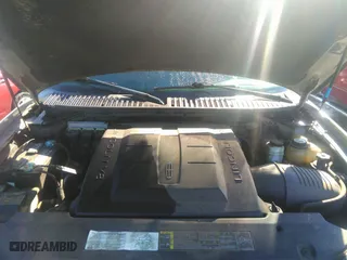 2005 Lincoln Navigator Luxury with VIN 5LMFU27505LJ13912, listed as a IAAI auction lot 41539095 with 1 mi miles. Bid and sale history available at carsss.com. Image 10.