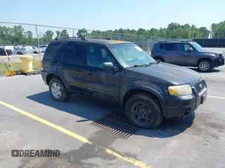 2006 Ford Escape Limited с VIN 1FMCU94146KA18857, выставлен на аукционе IAAI как лот 42662888 с пробегом 182 070 миль миль и . История ставок и продаж доступна на DreamBid. Изображение 1.